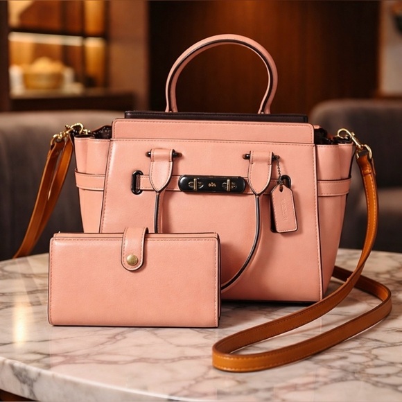 COACH Dusty Rose Glovetanned Leather Swagger 27 Bag & Wallet Set - Picture 16 of 16